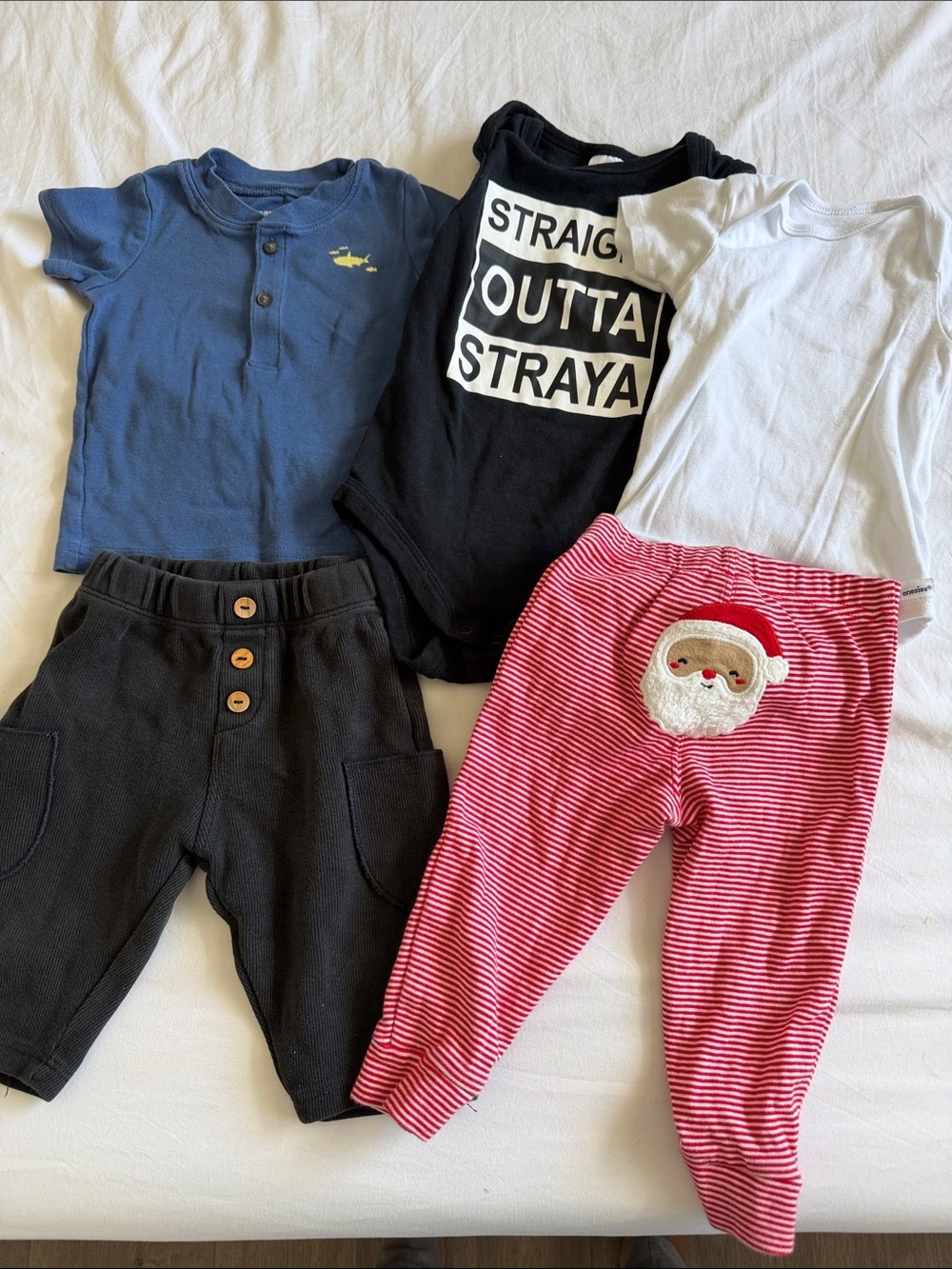 Baby Clothing assorted bundle size 9-12 months